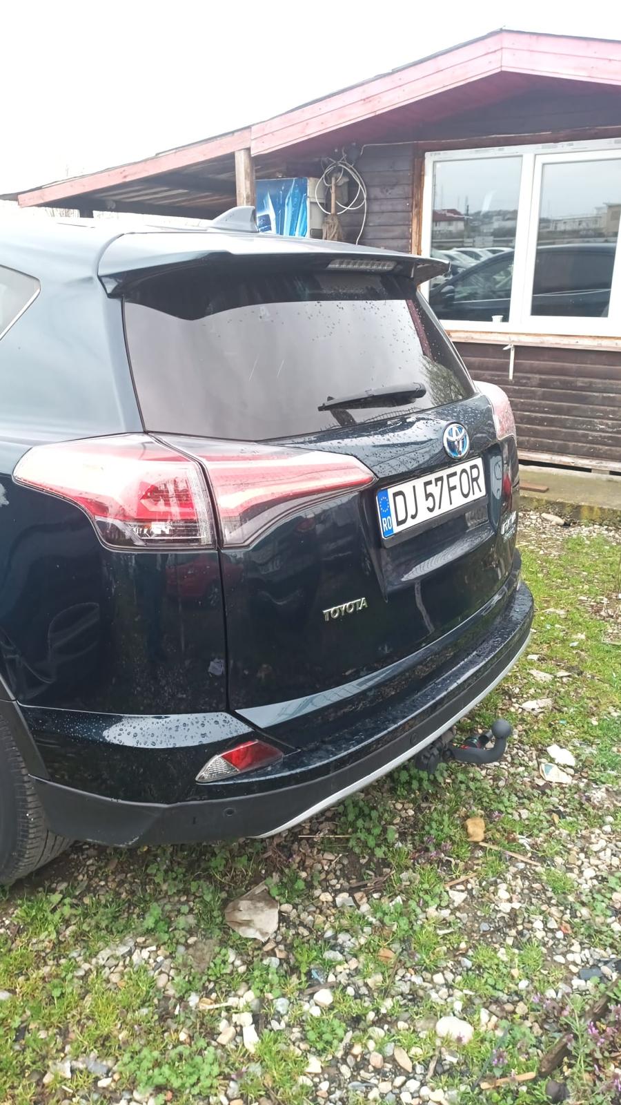 Toyota Rav 4 cu putin km