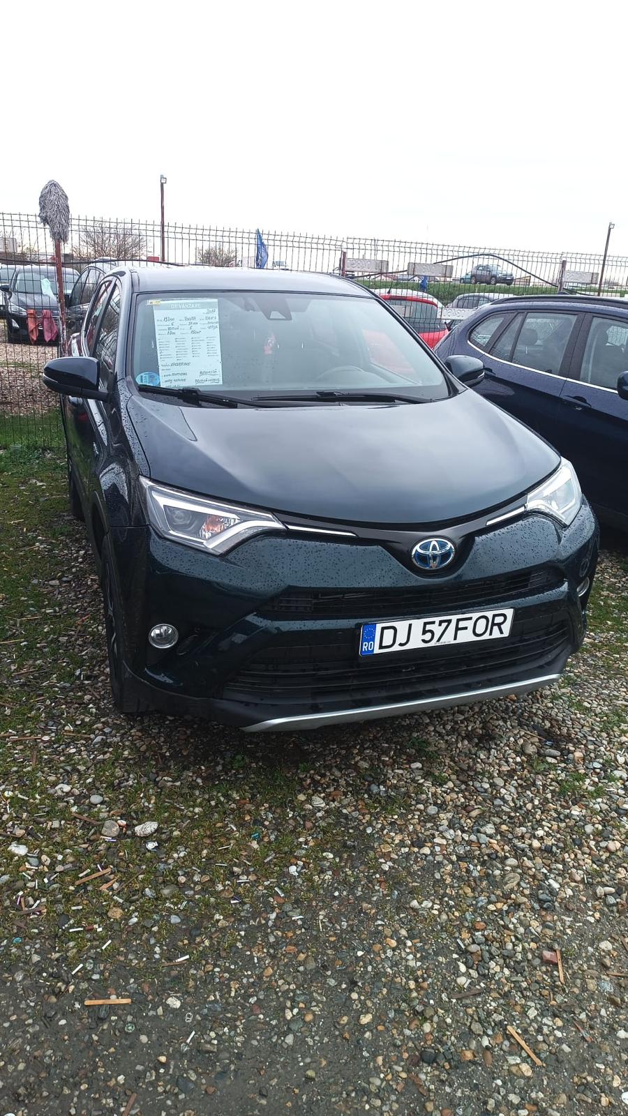 Toyota Rav 4 cu putin km