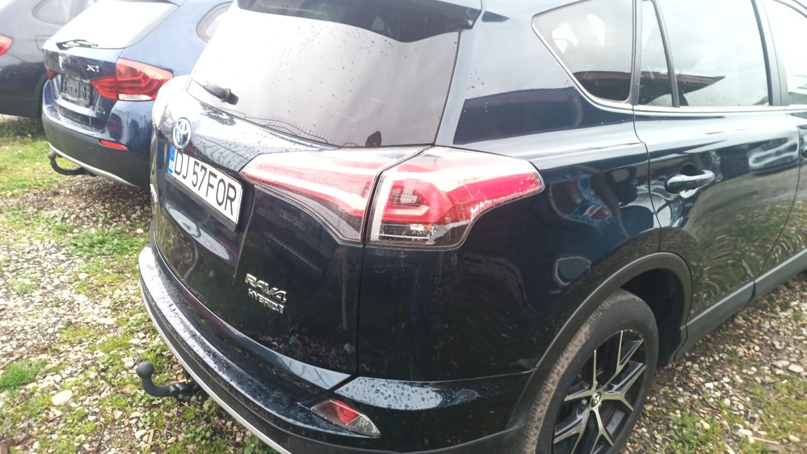 Toyota Rav 4 cu putin km