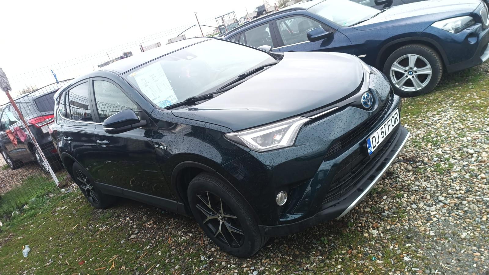 Toyota Rav 4 cu putin km
